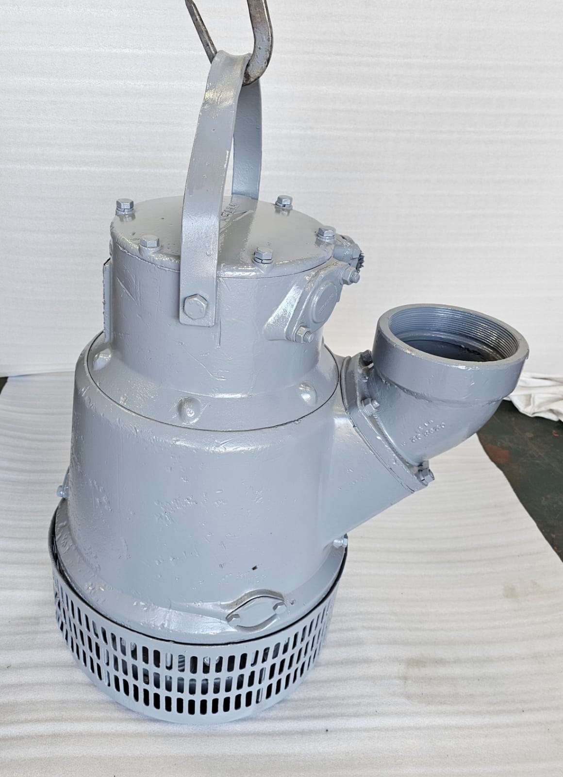 Flygt Submersible Pump Model: 2151.010-62090 Kw:25.5 (34) Hp 60Hz