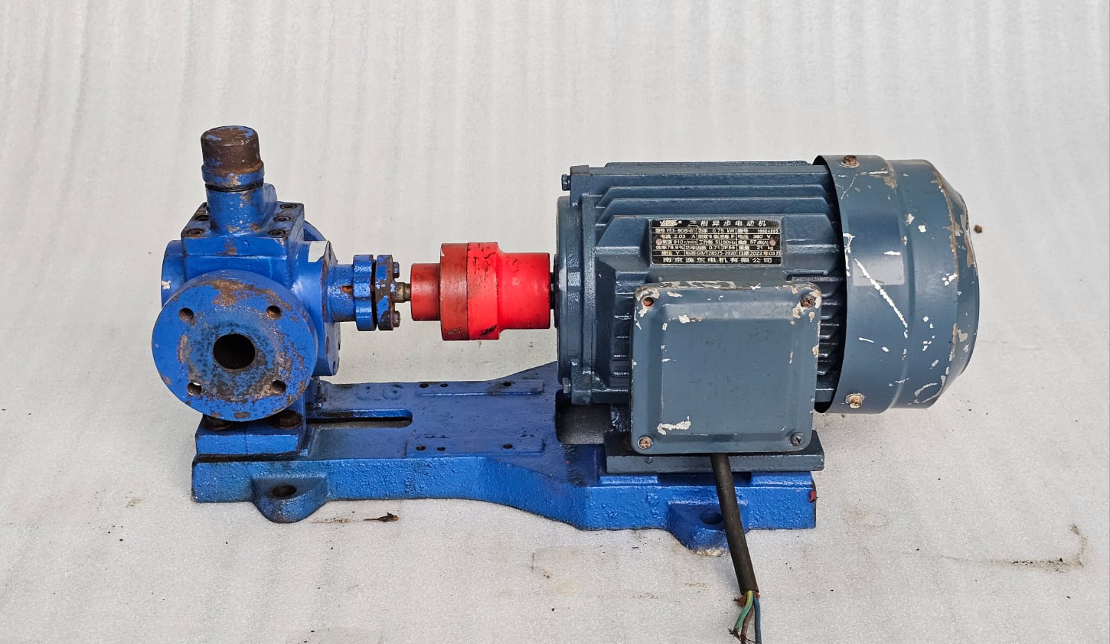 Botou Yijia Co, Gear Pump Model: YCB0.6/0.6 0.6m3/hr Pressure: 0.6 MPA M:45 KW: 0.75 R/min: 910 - Image 8