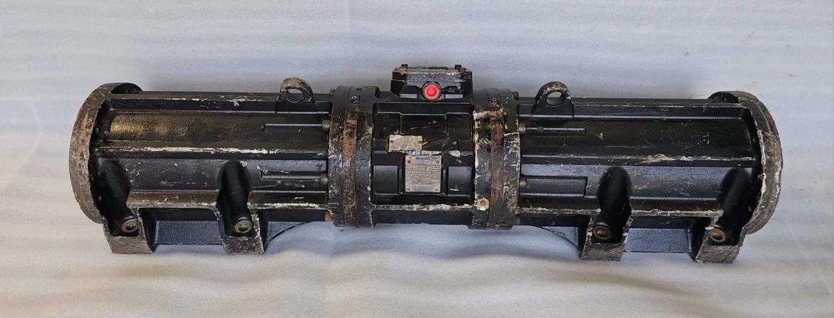 National Oilwell Varco Vibrator (Vibrating) Motor USA Type: BSVX18-16500 Frame: MSVX90 Part No: 18043669-60 - Image 5