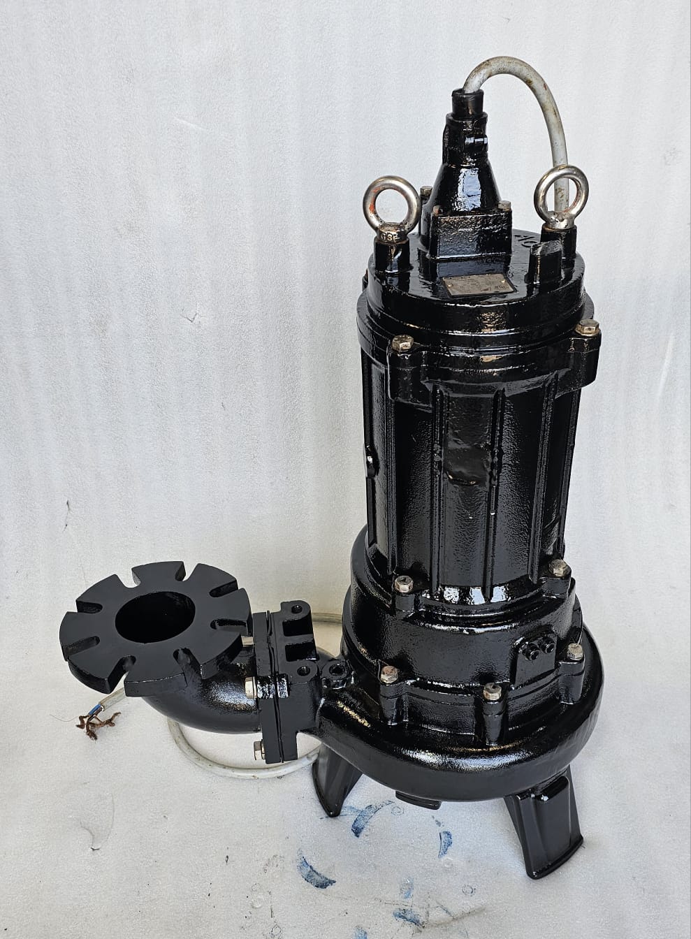 Tsurumi Wastewater Pump Model: 150B47.5H HP 10 GPM 951 64ft Head 460V 60 Hz Used