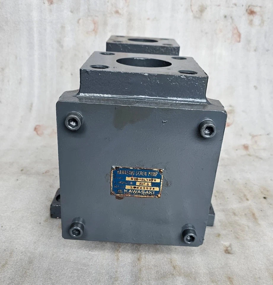 Kawasaki Type: B70-3L VMTB Hydraulic Industrial Oil Pump - Image 3