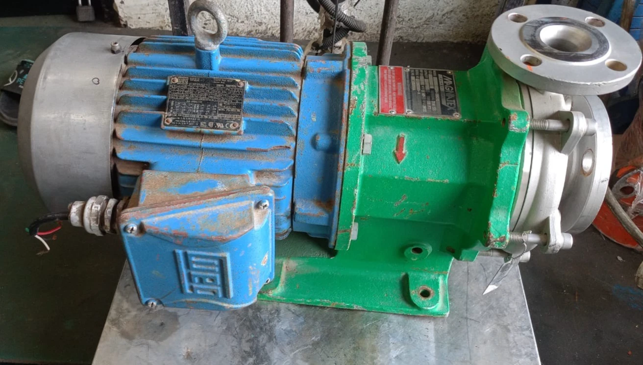 MAGNATEX Pumps Model: MPE42-N40N-180TC Centrifugal Chemical Pump