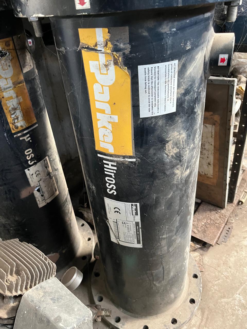 Parker Hiross Model: WRA170 29cm3 Tube - 43 cm3 Shell Compressed Air Dryer